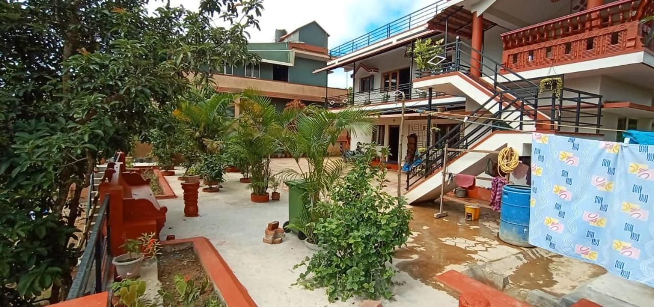 Coorg Girinivas Homestay 102 Madikeri Exterior foto