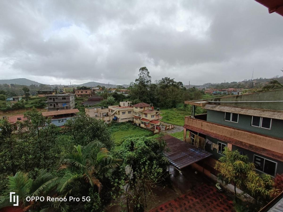 Coorg Girinivas Homestay 102 Madikeri Exterior foto