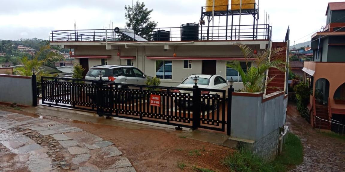 Coorg Girinivas Homestay 102 Madikeri Exterior foto